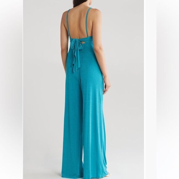 Topshop Cutout Sleeveless Wide Leg Jumpsuit NWT - Picture 2 of 4